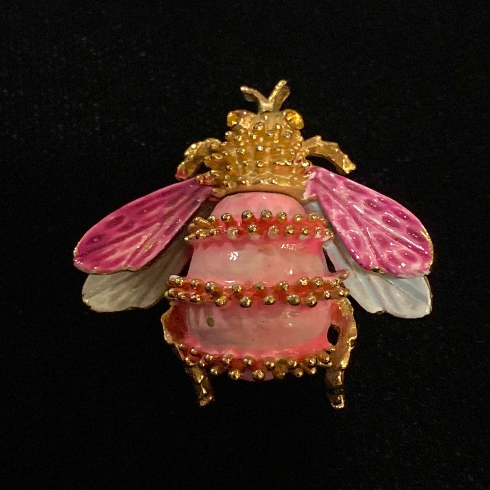 ART Gold Tone Pink Bumblebee Pin
